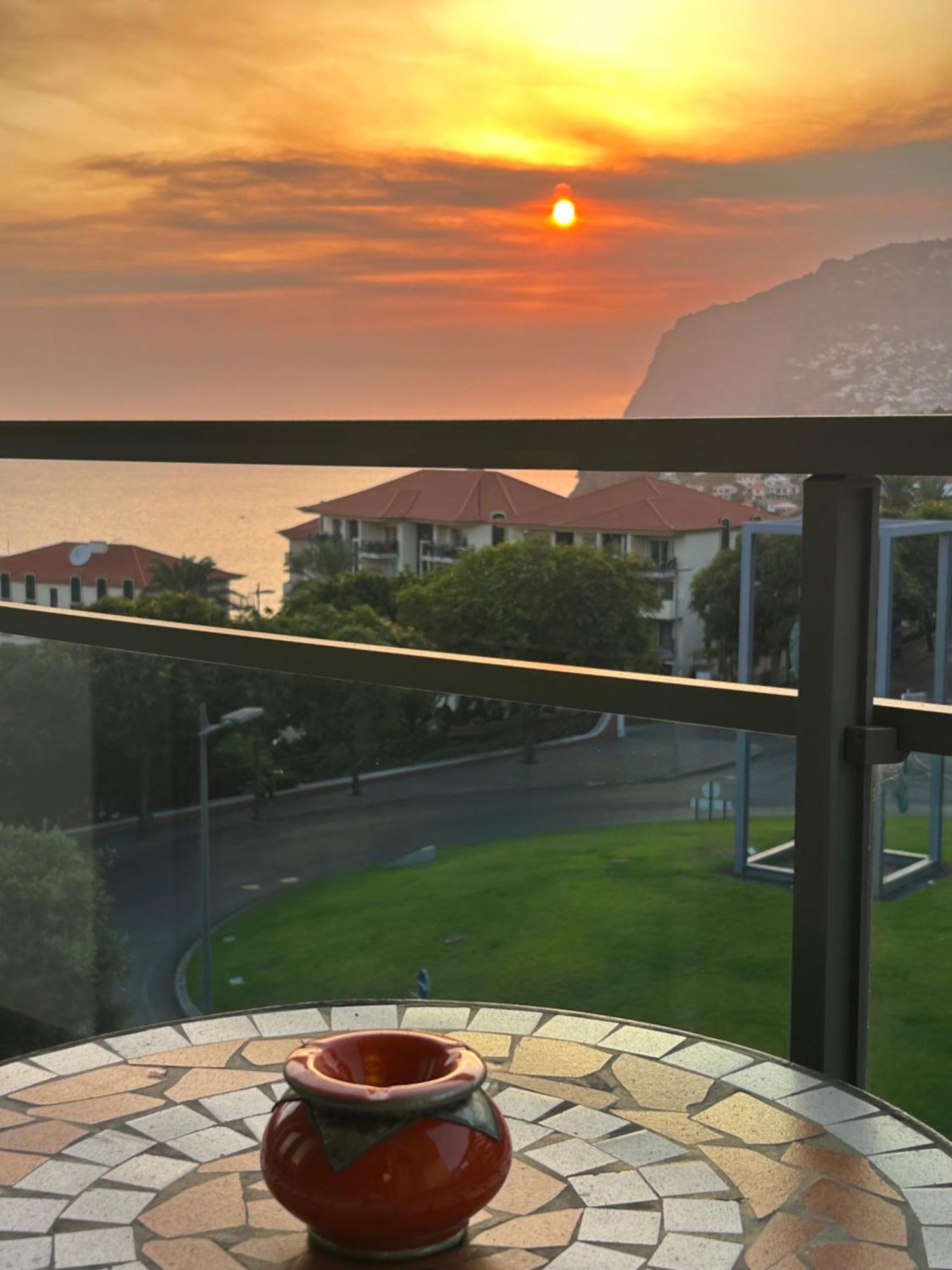 Apartament Cozy T2 with Ocean View Funchal  Zewnętrze zdjęcie